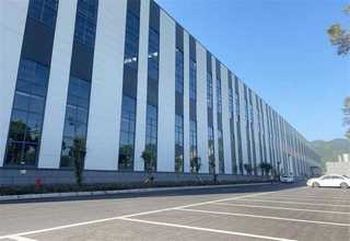 湖南艾度巨迪家居定制衣柜和木工做衣柜哪个好